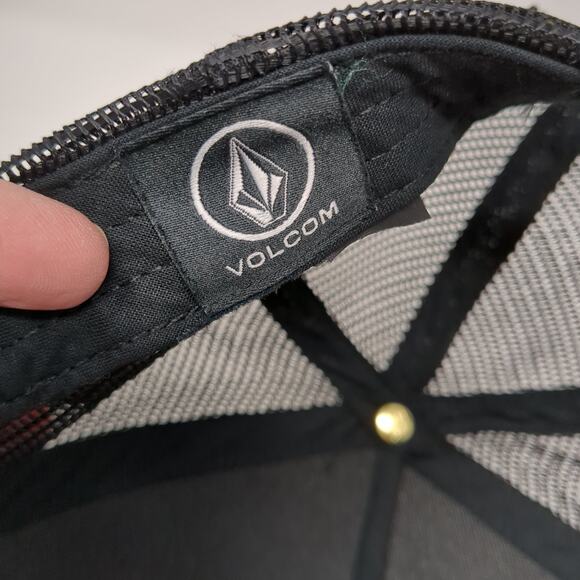 Volcom Stone Snapback Trucker Hat Green One Size Embroidered Adjustable - Picture 9 of 9